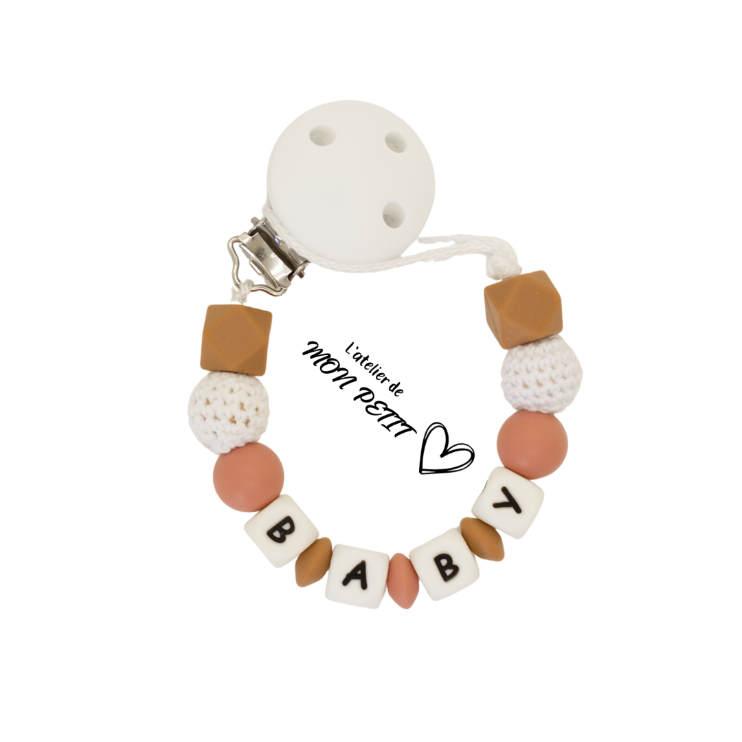 Attache tétine sur mesure